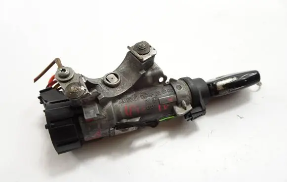 Seat Ibiza IV (6J,6P) Ignition lock 6R0905851B