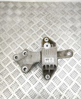 Opel Astra J Gearbox mount 13287957