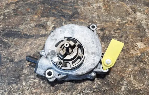 SsangYong Korando Vacuum pump A6712300365