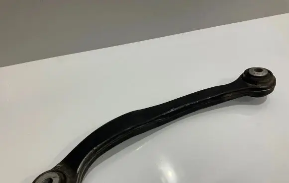 Mercedes-Benz CLS C219 Rear control arm A2303520101