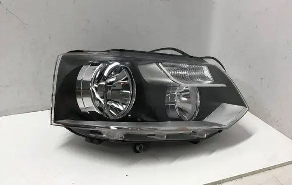 Volkswagen Transporter - Caravelle T5 Headlight/headlamp E415972