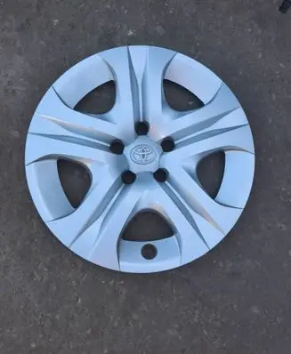 Toyota RAV 4 (XA50) R17 wheel hub/cap/trim 42602-42030 4260242030