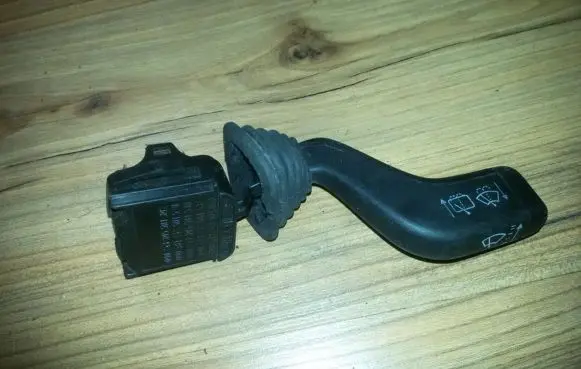 Opel Astra G Wiper control stalk 090243395501