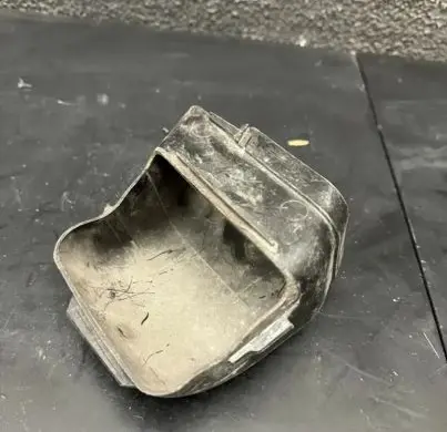 BMW 4 F32 F33 Air micro filter air duct channel part 7597585