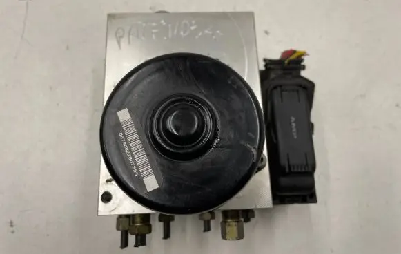 Nissan Pathfinder R51 ABS Pump 47660EC070 06210202074 210202070775301