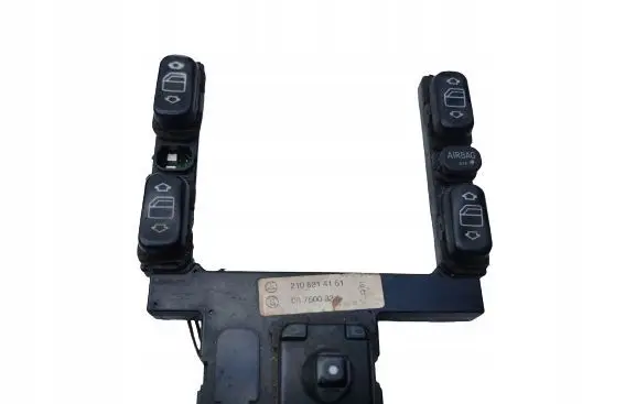 Mercedes-Benz S W220 Electric window control switch A2108214151