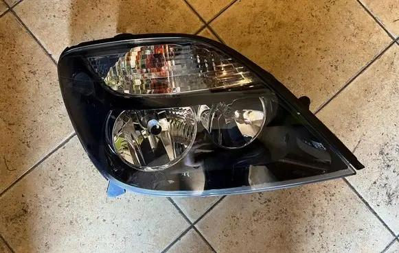Renault Scenic I Headlight/headlamp 7700432093