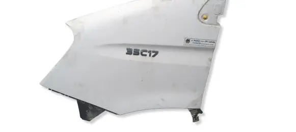 Iveco Daily 5th gen Fender 