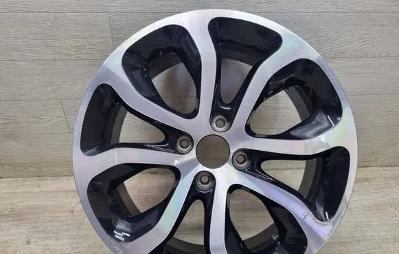 Citroen C3 Picasso R17 alloy rim 9682387680