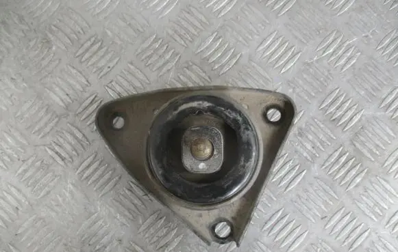 Hyundai i30 Engine mount vacuum valve 