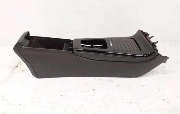 Mercedes-Benz CLA C118 X118 Center console A1776802201