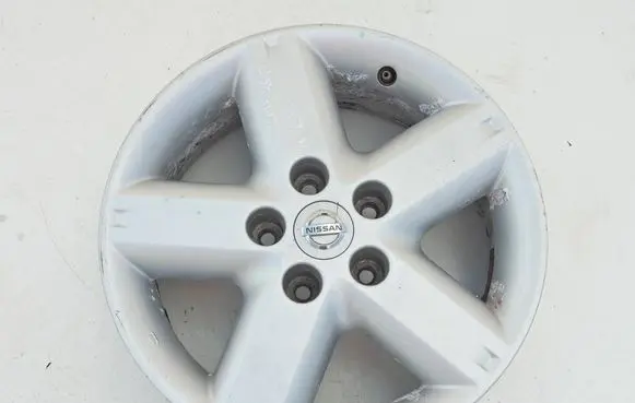 Nissan X-Trail T30 R16 alloy rim 