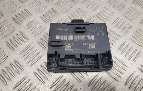 Audi A8 S8 D4 4H Door control unit/module 4H0959795D