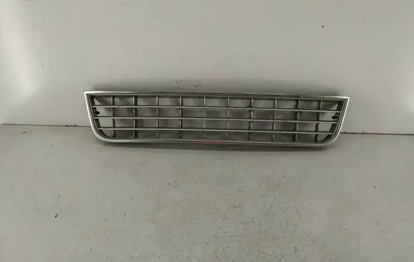 Audi A6 S6 C5 4B Front bumper lower grill 4B3807647