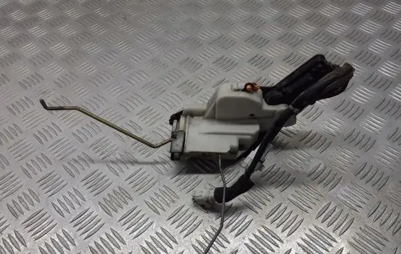 Opel Agila A Front door lock