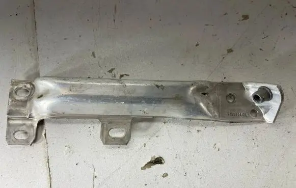 BMW 7 F01 F02 F03 F04 Side radiator support slam panel 7158894