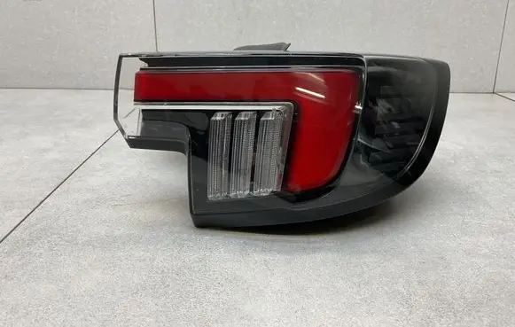 Opel Mokka B Rear/tail lights 9833721980