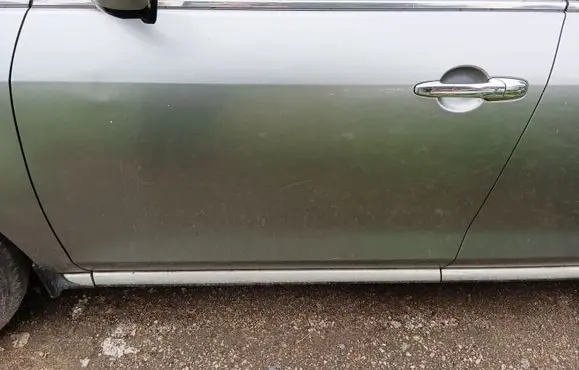 Mazda CX-7 Front door