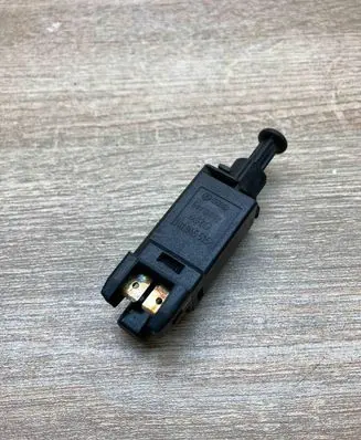 Volkswagen Golf III Brake pedal sensor switch 191945515