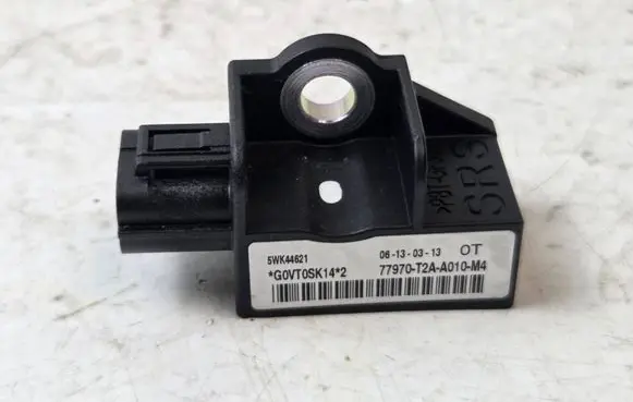 Honda CR-V Airbag deployment crash/impact sensor 5WK44621 77970T2AA010M4 G0VT0SK142