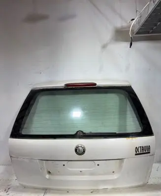 Skoda Octavia Mk2 (1Z) Tailgate/trunk/boot lid