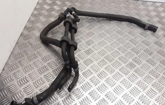 Mercedes-Benz E W211 Engine coolant pipe/hose A2118302196