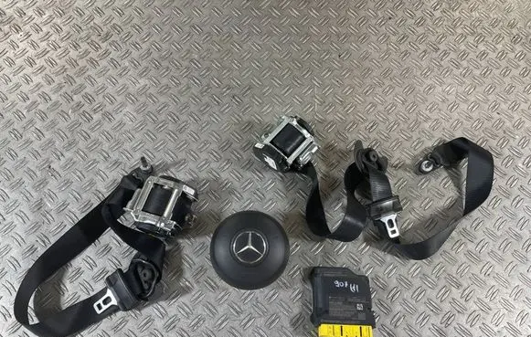 Mercedes-Benz Sprinter W907 W910 Set of seat belts 634204700D A9079006203