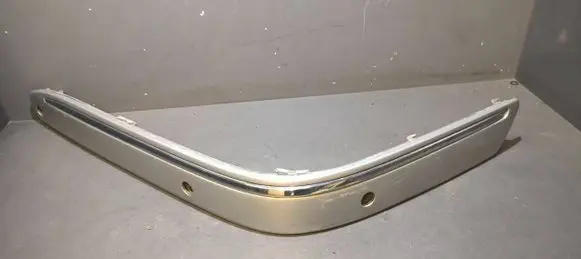 Mercedes-Benz E W210 Front bumper splitter molding 2108851521