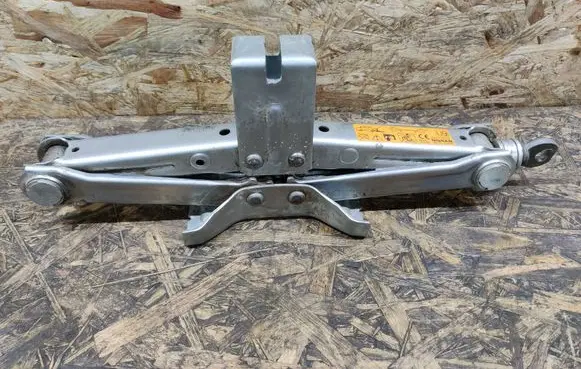Nissan X-Trail T30 Lift Jack 995503UP0A