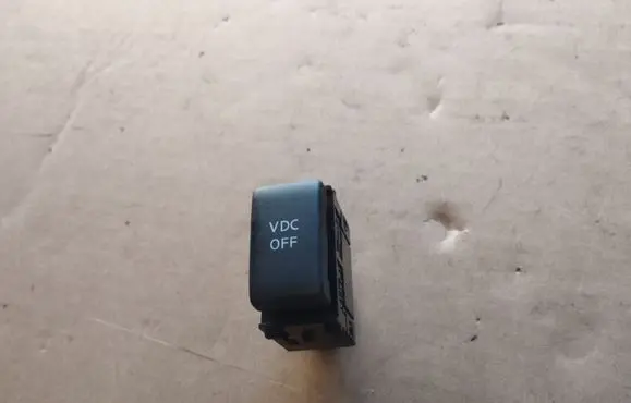 Infiniti G37 Other switches/knobs/shifts