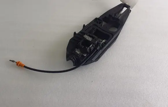 Ford Mustang VI Rear door exterior handle/bracket DS73F22465HD DS73F22465B