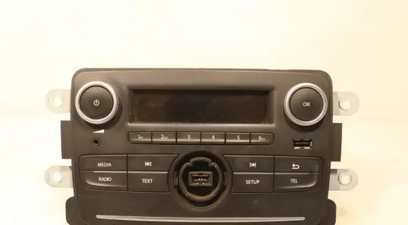Dacia Dokker Radio/GPS head unit trim 281158884R