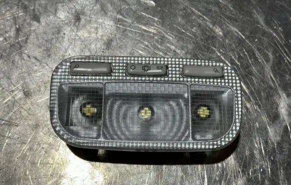 Citroen C5 Front seat light 9680713880