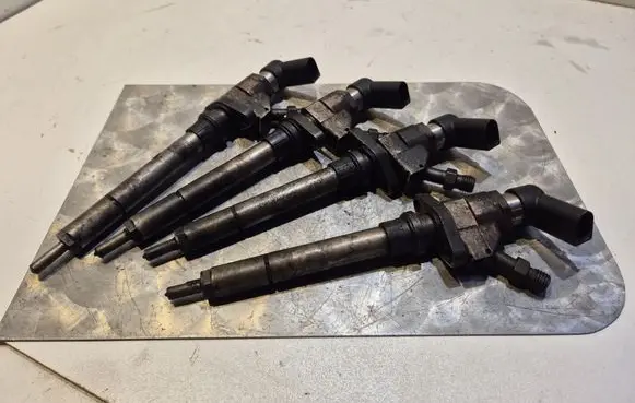 Ford S-MAX Fuel injectors set 9657144580