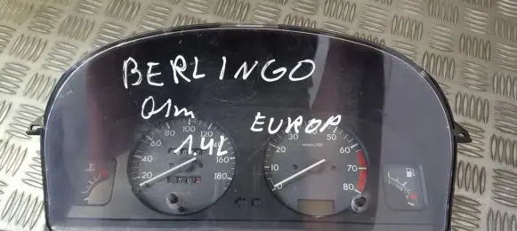 Citroen Berlingo Speedometer (instrument cluster) 9630166480