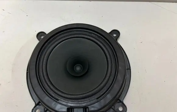 Mazda 3 III Front door speaker BHN966960