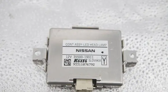 Nissan Qashqai Xenon control unit/module 3550019011 93311076792
