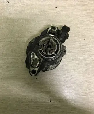 Peugeot 207 Vacuum pump D1562B