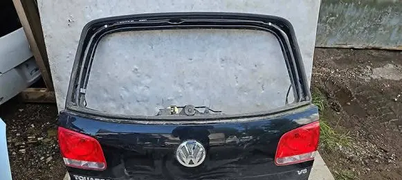 Volkswagen Touareg I Tailgate/trunk/boot lid 