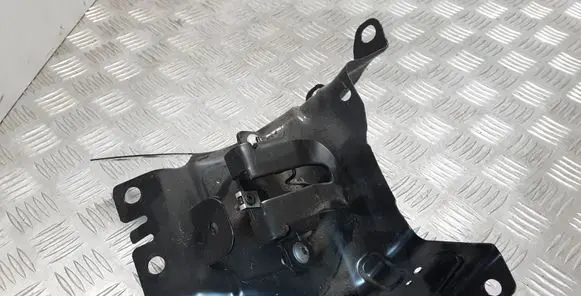 Mercedes-Benz E W212 Seat back rest lock catch A2128100282 A2126300831