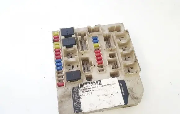 Nissan Micra Fuse box set 1644423K04