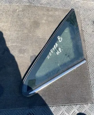 Opel Zafira B Front triangle window/glass 