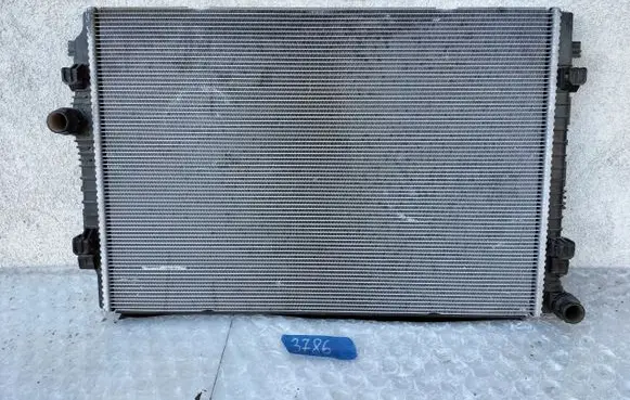 Volkswagen Golf VII Radiator set 5Q0121251EN