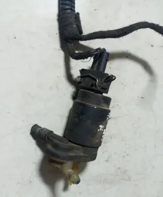Opel Zafira B Windscreen/windshield washer pump 13248320