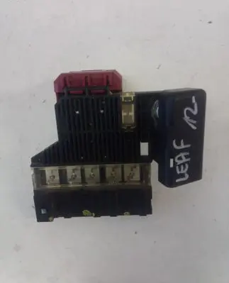 Nissan Leaf I (ZE0) Battery relay fuse 