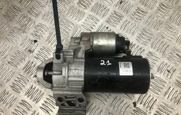 BMW 5 F10 F11 Starter motor 1005841209