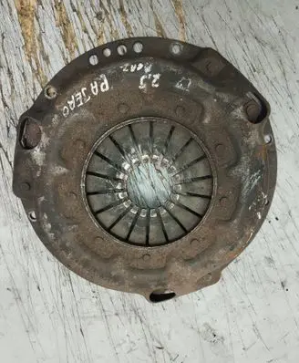 Mitsubishi Pajero Clutch pressure plate