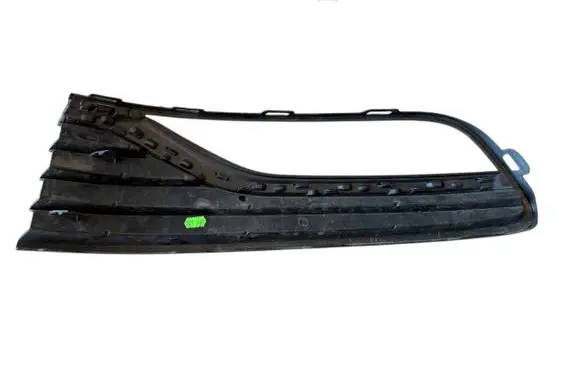 Front bumper lower grill