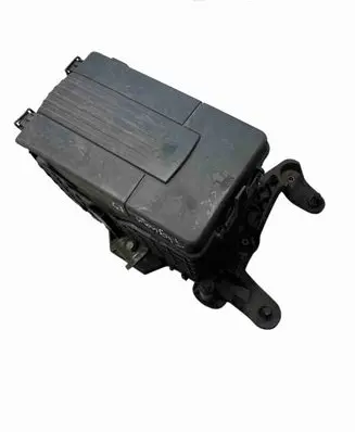 Volkswagen Tiguan Battery tray 1K0915333