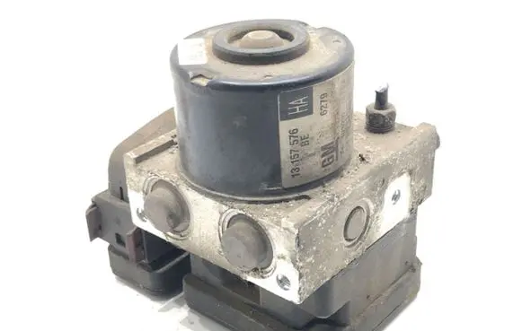 Opel Zafira B ABS Pump 13157576